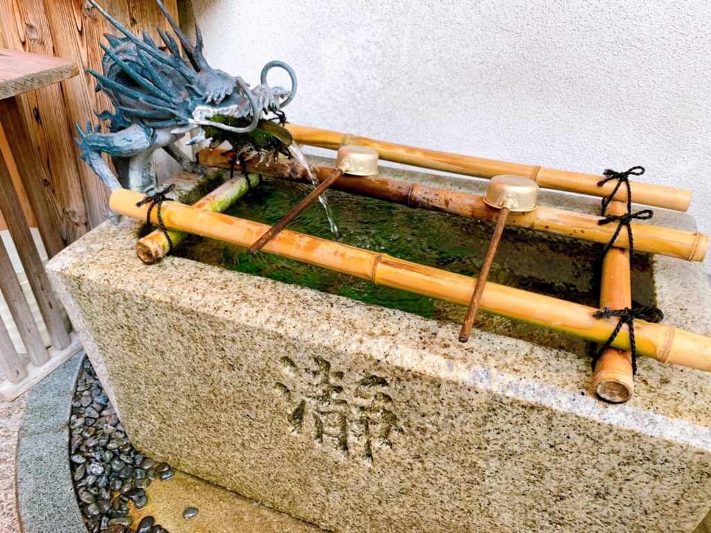 市比賣神社　手水舎